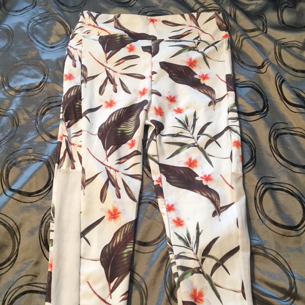 Leggings.